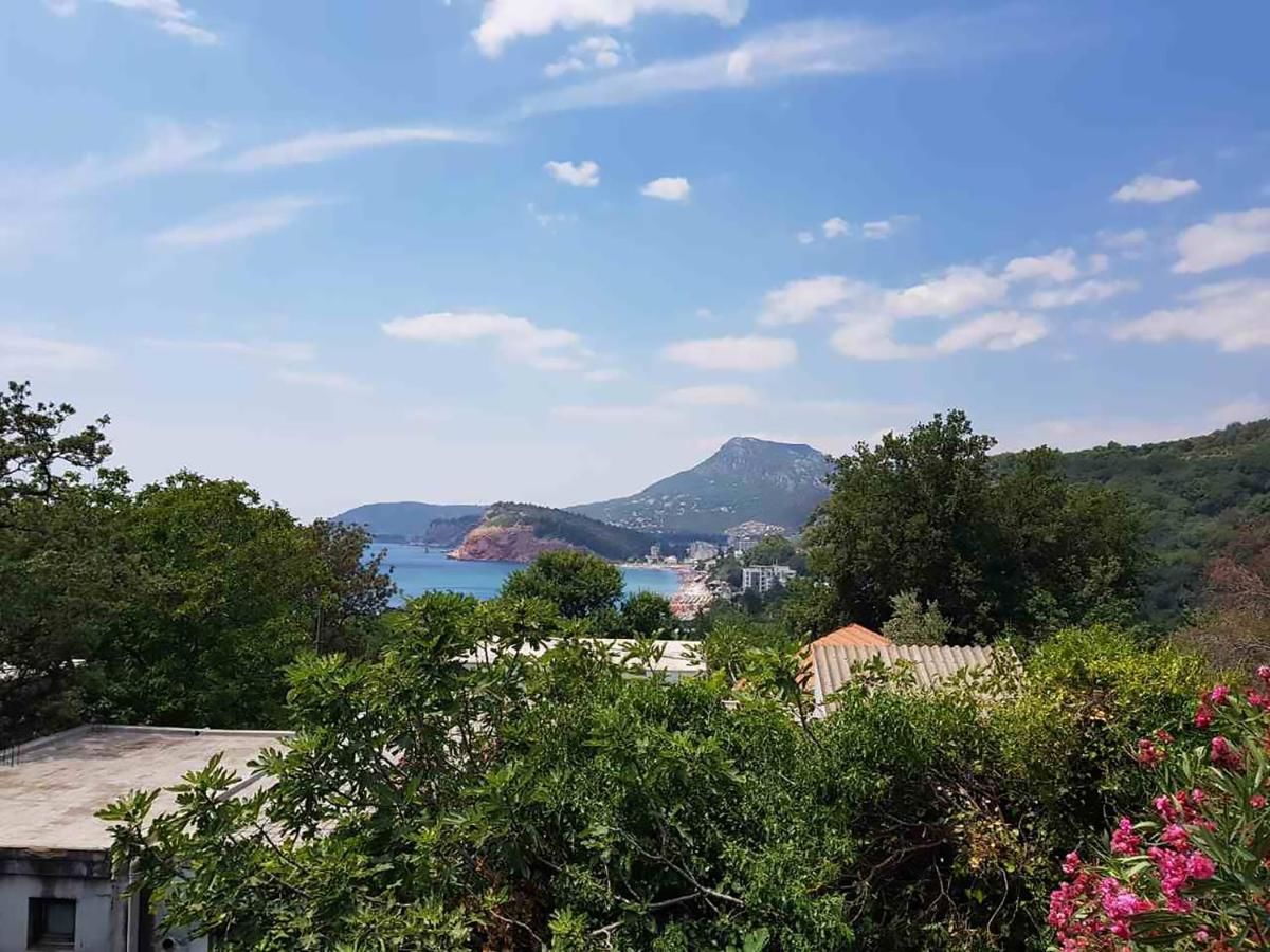 Гостевой дом IN Villa Guesthouse Сутоморе